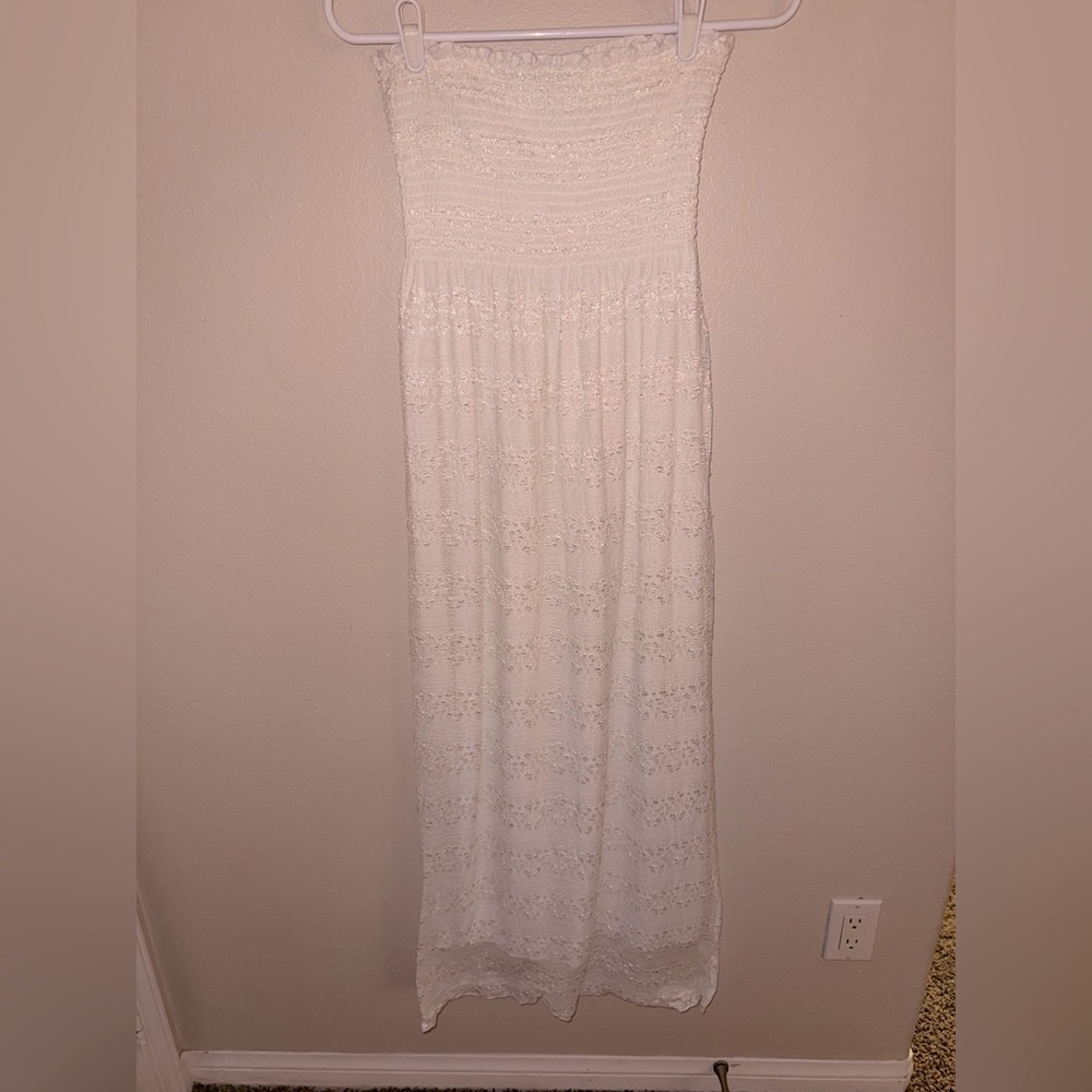 Espresso Creamy‎ White Embroidered Strapless Maxi Dress w/Liner size Medium